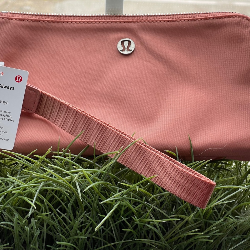 Lululemon  now and always pouch